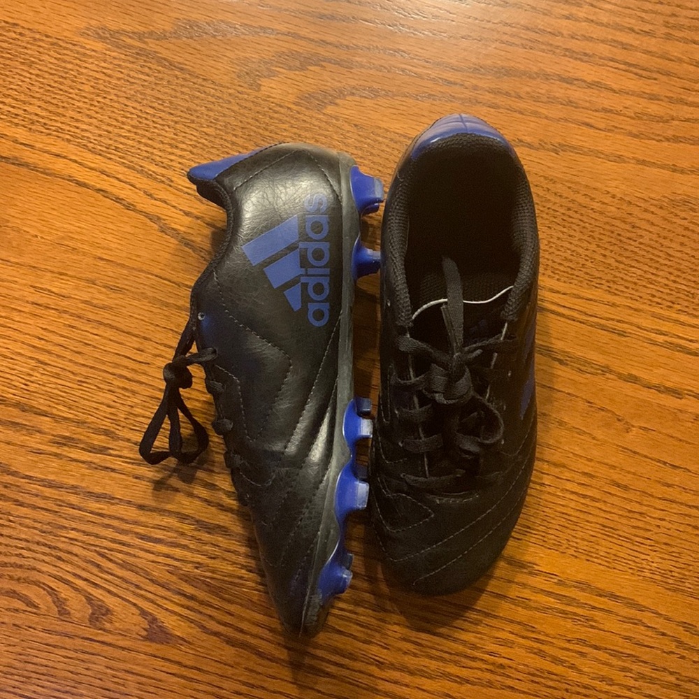 Youth Under Armor Cleats
